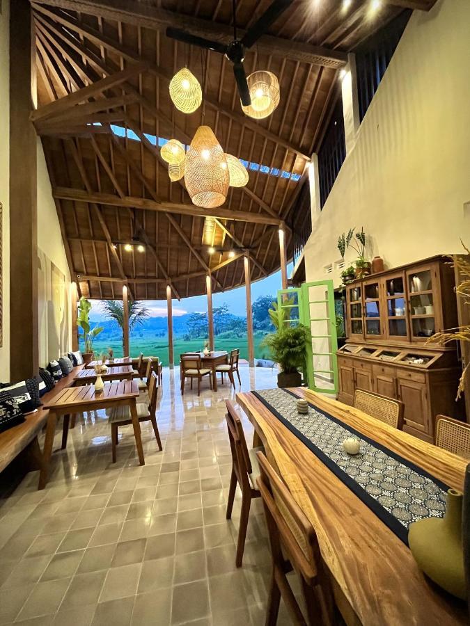 Boutique Villa Jogja Senang Джокьякарта Экстерьер фото