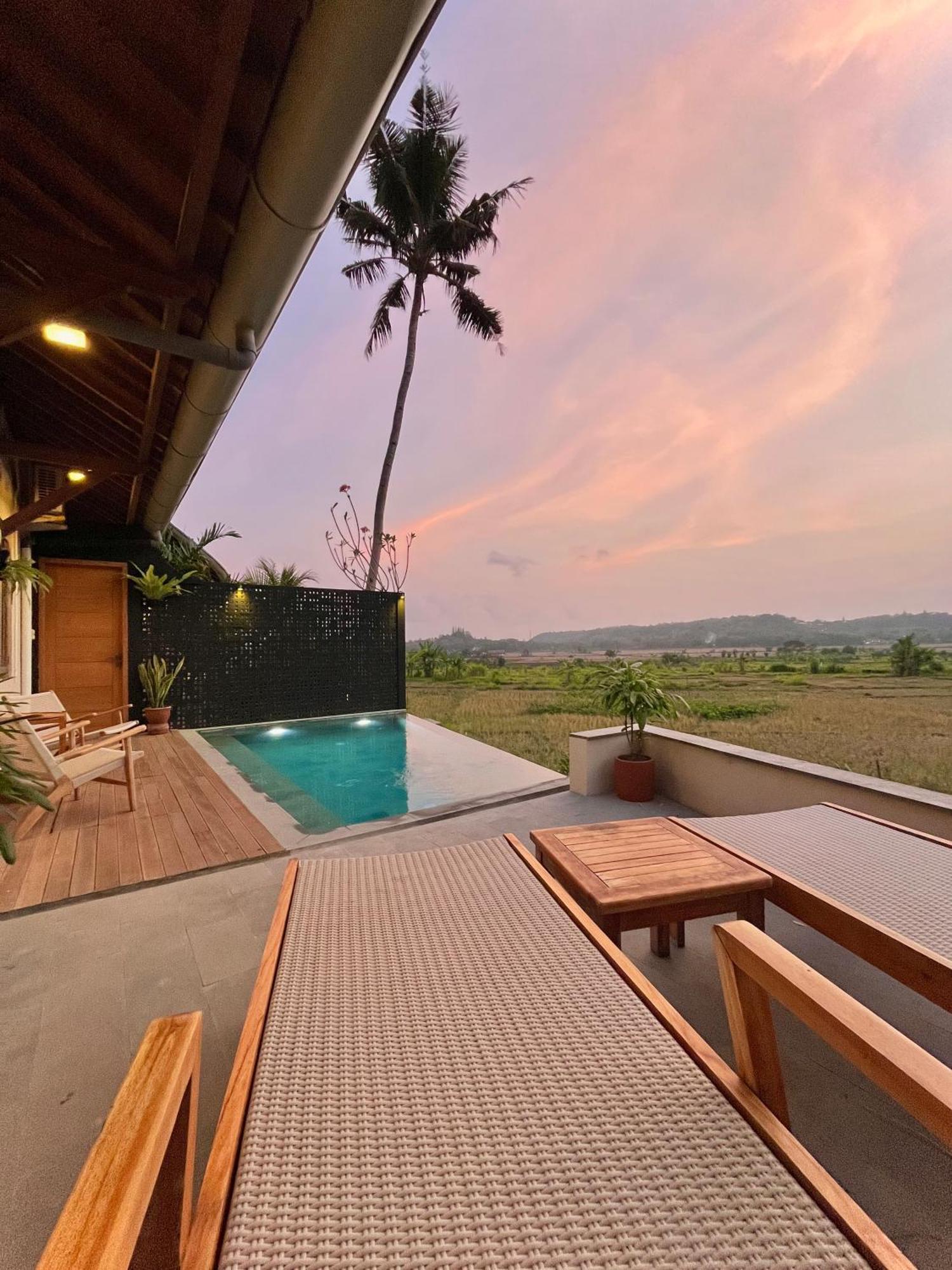 Boutique Villa Jogja Senang Джокьякарта Экстерьер фото